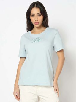 GAP - Women's Brand Logo Relaxed Fit T-Shirt