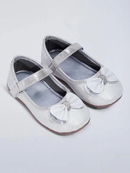 Hopscotch - Silver Girls Casual Ballerina