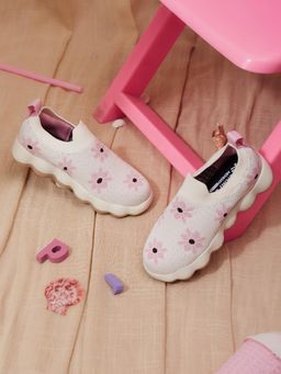 Campus - White Girls Sports Sneakers