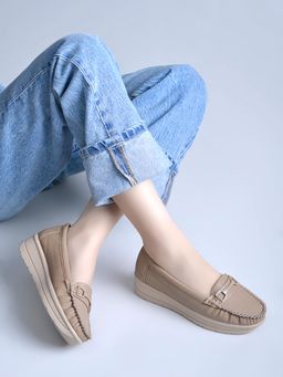 Shoetopia - Tan Girls Casual Loafers