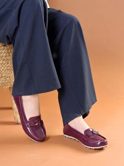 Shoetopia - Red Girls Casual Loafers