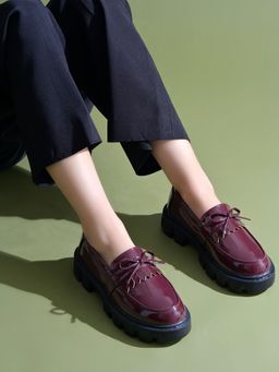 Shoetopia - Red Girls Casual Loafers