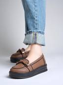Brown color option, Currently selected