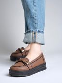 Brown color option