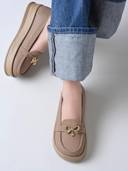 Beige color option, Currently selected