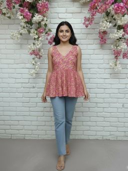 Varanga - Pink Floral V-Neck Top