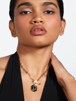 Isharya - Blaze Toggle Necklace in 18Kt Gold Plated