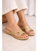 Gold color option, Currently selected