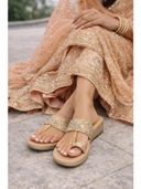 Gold color option, Currently selected