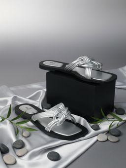 EZOK - Silver Leather Slip On Flats