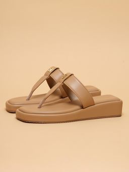 ERIDANI - Women Dovie Beige Cushioned Platform Sandal