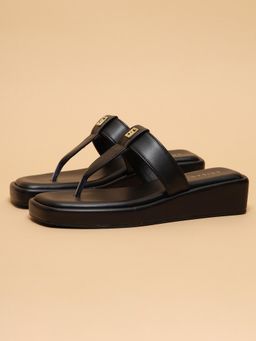 ERIDANI - Women Dovie Black Cushioned Platform Sandal