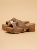 Beige color option, Currently selected