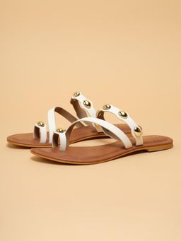 ERIDANI - Women Riella White Studded Flats with Toe Loop