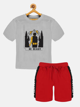 KiddoPanti - Boys White Printed T-shirt and Shorts