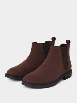 Styli - Chelsea Boots in Micro Suede