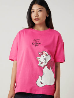 Bewakoof - Heavy Duty 1.0 Disney Women's Pink Kitten me Graphic Printed Oversized T-shirt
