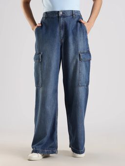 Calvin Klein - Light-Wash Loose Fit Mid Rise Jeans