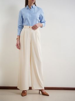 FABLE STREET - Off White Pleated Trousers