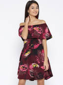 Red color option, Sold out, Currently selected