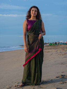 I LOVE SAREES - Emerald Green Handwoven Khesh Saree with Unstitched Blouse