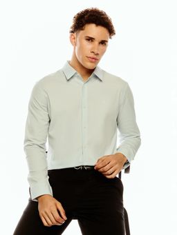 Calvin Klein - Men's Blue Solid Cotton Slim Fit Shirt