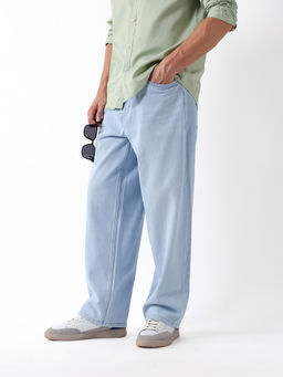 The Bear House - Men Light Blue Solid Loose Fit Denim Jeans
