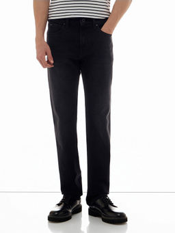 Flying Machine - Men Black Mid Rise Freddie Slim Fit Jeans