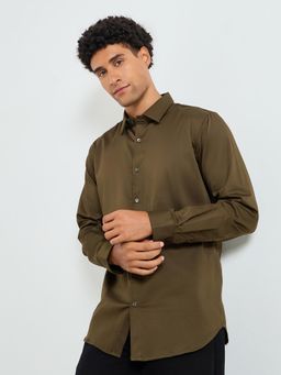 Styli - Olive Solid Slim Fit Spread Collar Full Sleeves Casual Shirt