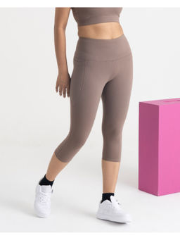 Hunnit - Women High Waisted Zen Capris Taupe