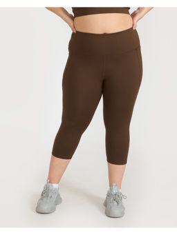 Hunnit - Women High Waisted Zen Capris Brown