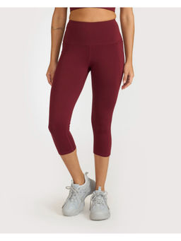 Hunnit - Women High Waisted Zen Capris Red