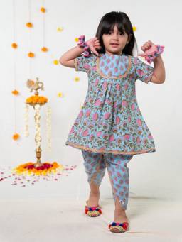 Polka Tots - Cotton Half Sleeve Floral Print Kurti and Dhoti -Blue