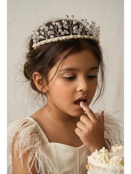 Choko - Girls White Crystal Leaf Secure Fit Tiara Crown(3-12 Years)