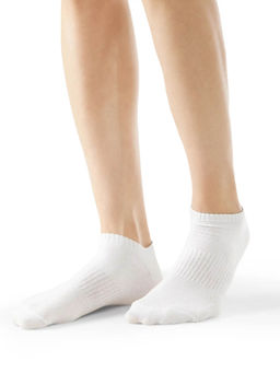 Jockey - 7097 Men Compact Cotton Elastane Stretch Low Show Socks - White