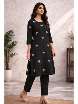 Gahan - Womens Cotton Embroidered Straight Kurta with Pant - Black