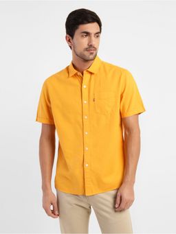 Levi's - Men Solid Yellow Half Shirt