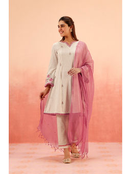 DOHR INDIA - Saya Beige Embroidered Yarn Dyed Short Kurta with Pant and Dupatta (Set of 3)