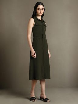 DL WOMAN - Green Solid Regular Dress with Belt (Set of 2)