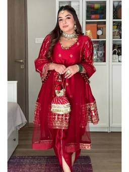 Kisakshi Jaipur - Gurleen Gambhir Rustic Red A-Line Kurta With Dhoti Pant & Dupatta