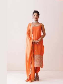 Kisakshi Jaipur - Orange Square Neck Kurta With Pant And Dupatta