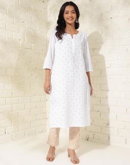 Fabindia - Cotton White Embroidered Chikankari Round Neck Slit Regular Fit Long Kurta