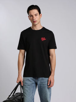 Tommy Hilfiger - Men Black Cotton Regular Fit T-Shirt