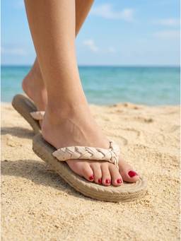 Carlton London - Women Cream Braided Flipflops