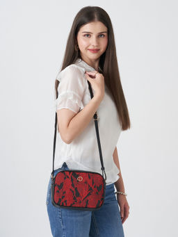 Caprese - Nora Medium Red Crossbody Bag (M)