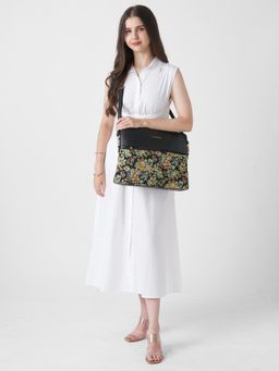 Caprese - Miami Large Black Laptop Bag with Detachable Strap (L)