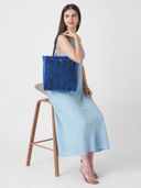 Blue color option, Currently selected