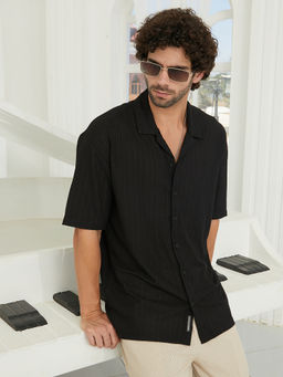 Campus Sutra - Men Midnight Black Zigzag-Helix Resort Oversized Shirt