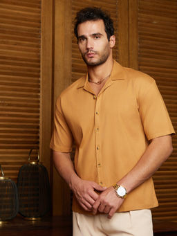 Campus Sutra - Men Yellow Ochre Solid Resort Oversized Shirt