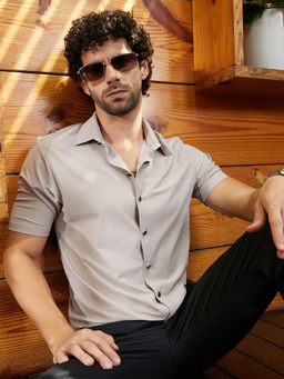 Campus Sutra - Men Coin Grey Seamless Waffle Shirt